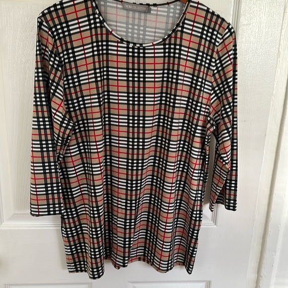 Trend Collection plaid top - Picture 4 of 5